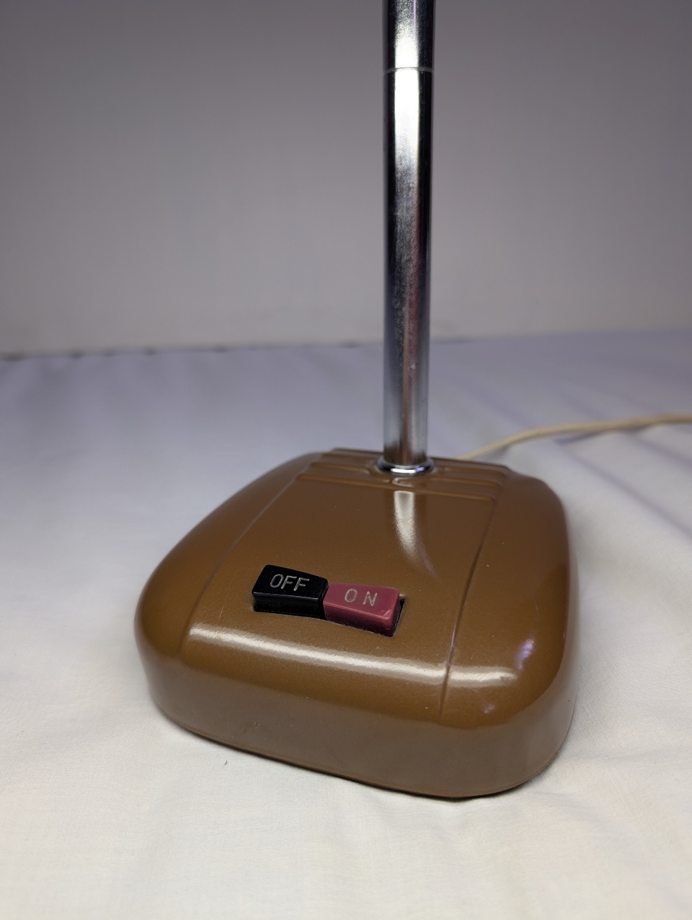 1960's Original - Made In Japan - Brand New (Deadstock) Vintage Brown Desk Lamp - Picture 10 of 12